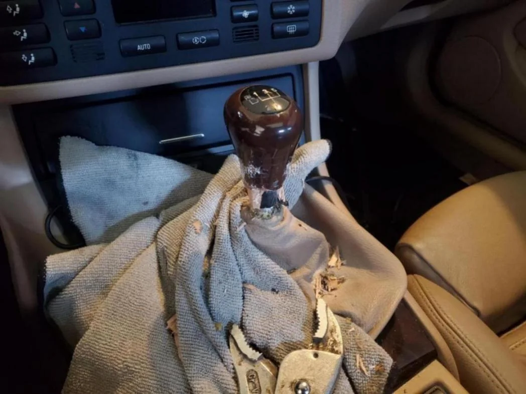 Title: How to Repair a Loose Gear Shift Knob in Automatic Cars